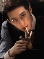 啊啊啊啊檀健次这个抬眼好带感！