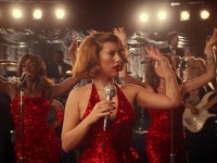 RAYE - WHERE IS MY HUSBAND! “我老公人在哪呢？”