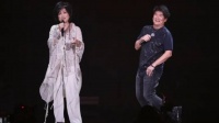 周华健小巨蛋开唱首曲重来，与齐豫合唱掀回忆杀