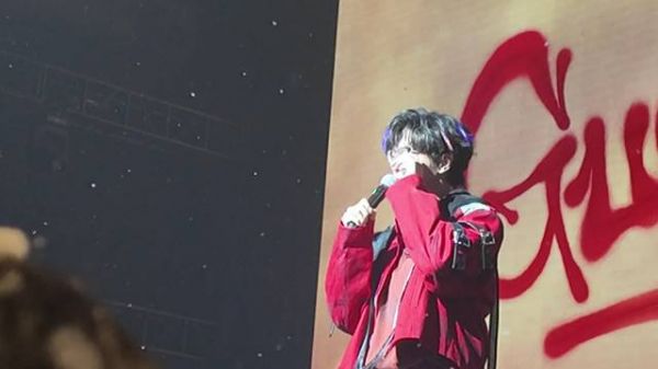 谷江山演出结束迅速离场,避免安可场面重现