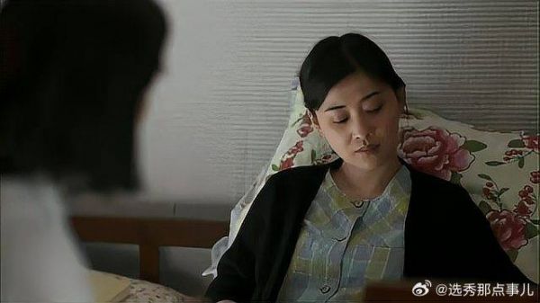 看德华带着孩子们一起吃菜那叫一个香，吃得太美味
