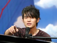 周杰伦谈当父亲的感受：不听我的话，至少要听妈妈的话