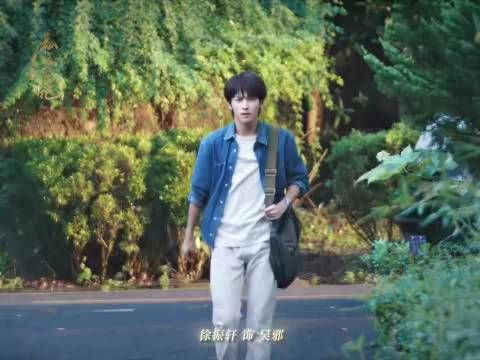 徐振轩为拍私家笔记减重二十斤,高强度训练成就动作戏