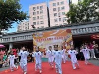 中秋游园，“文”“趣”两相宜！大磡社区代际同台演绎别样团圆