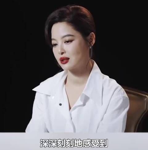 辛芷蕾谈年龄焦虑,称现在是最好的年纪