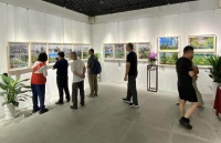用镜头回溯城市变迁，广州珠江公园建园25周年摄影展启幕 | 国庆游广州