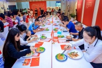 “同祝、同书、同唱、同做、同吃”，浦东新区举办“同吃国庆面”系列活动
