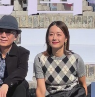 49岁马伊琍亮相平遥电影节，发型显老被群嘲，脸发腮，眼里没有光