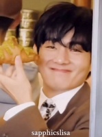 快乐可以如此简单：就像小面包终于拿到了他最想吃的开心果面包