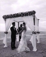 TVB知名女星被骂撒谎精，包庇老公压榨员工？30年事业或面临危机