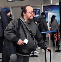 王菲前夫窦唯：潦倒落魄只是表象，北京二环四合院才是真底气！