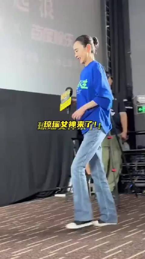 琼瑶女神刘雪华,65岁依旧这么有气质,这才是自然的美