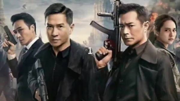 票房10亿,这绝对是香港最牛逼的一部顶级犯罪电影,女主身材很顶