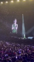单依纯演唱会有一个环节是亲嘴儿用的