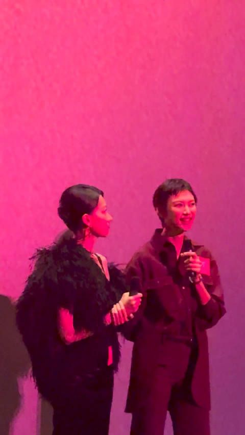 梅艳芳生日香港办特别放映会,王丹妮廖子妤领唱《夕阳之歌》