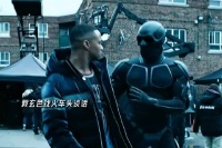 玄色为什么会脑死亡变哑巴呢答案是士兵男孩揍的