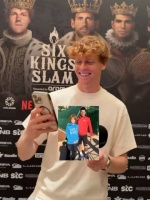 辛纳在利雅得分享了他少年时在蒙特卡洛与德约科维奇这张合照背后的故事