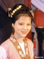 芳官和干娘吵架，袭人为什么说自己不会拌嘴？