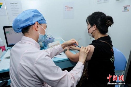 首款国产九价HPV疫苗在广东正式开打。马加敏 供图