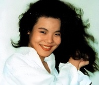 正值事业巅峰期的谢津，选择跳楼自尽，年仅28岁的她遭遇了什么？