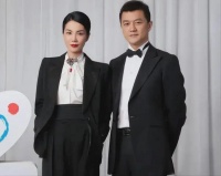 业内曝李亚鹏离婚皆因王菲，李亚鹏哥哥和瞿颖对骂内容曝光太伤人