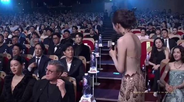 于和伟:“就是什么意思,是现在心里想着哪道菜” “我都行,我不挑~”