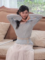 长得好看,但我有点不太能记住她的脸