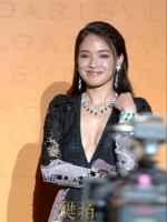 舒淇的独特之美，在娱乐圈里也是独一无二的，越看越美的中性之美！