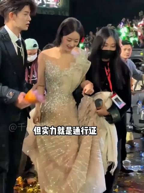 候场镜头看明星真实社交,胡歌不想理吴京,彭小苒拒绝龚俊 白鹿 龚俊