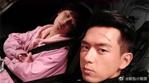 李现晒合照为杨紫庆生,童颜夫妇“甜蜜”互动引爆评论区