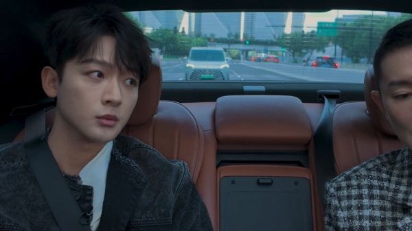 张晚意VOUGE盛典前采访曝光,高清怼脸拍展现绝佳状态