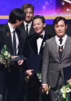 原来拍的是权志龙，我的眼睛就没离开李敏镐