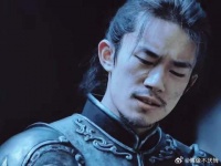 此乃易烊硬汉 挽回一下我宝的硬汉形象