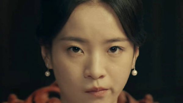 李庚希和邓家佳大片,后妈为了家产,跟继女的斗智斗勇