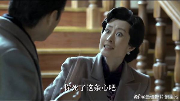 姐弟俩在间谍面前飙戏 这精湛的演技，给间谍都看懵了