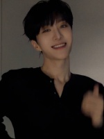 范丞丞cha了宋雨琦mo 依旧权威黑T 完全爱豆感觉谁懂啊！