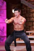 TVB男星离婚抚养权终定案！两子同患自闭症压力大，近况明显衰老