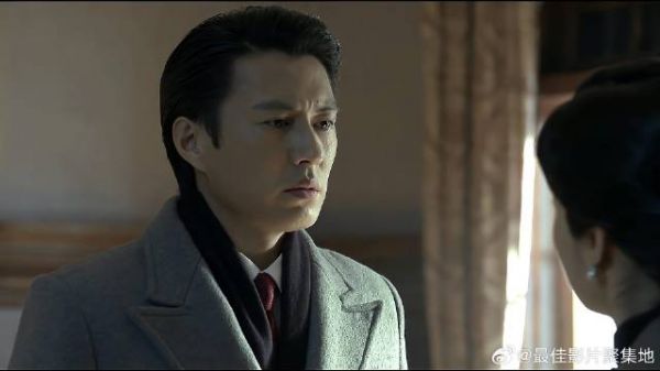 弟弟跟姐姐坦白身份 没想到汉奸弟弟，竟是自己领导