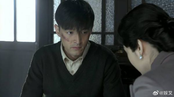 明台就要离开上海 大姐泪眼婆娑,太感人了