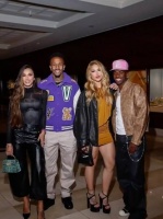 看着就攒劲！维修斯和米利唐各种带着性感女友在摩纳哥度假