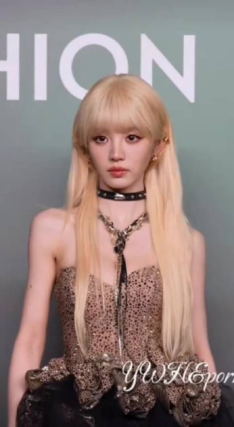 田曦薇生图和精修对比 小田的脸还是太权威了