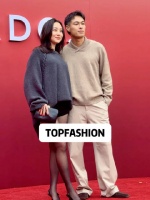 杨佑宁携夫人亮相大秀红毯，两个人这么的好养眼