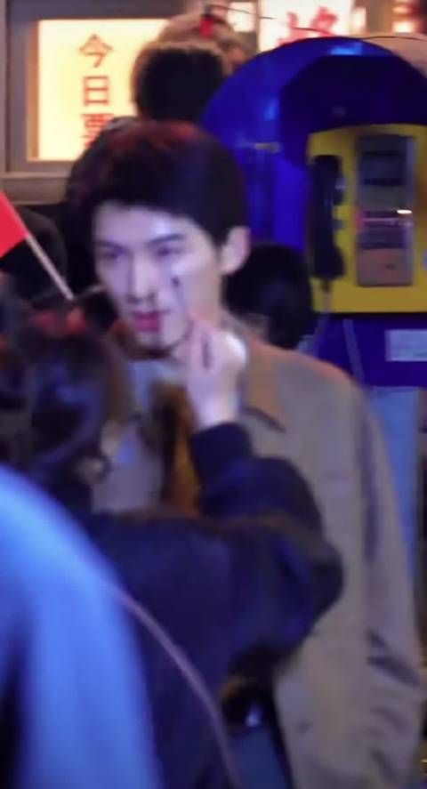 王星越新剧造型路透,他扛住了寸头,这么怼脸都不怕