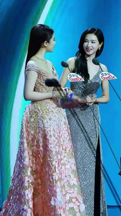 活动现场精彩瞬间 刘亦菲 真的太漂亮了 完美好身材