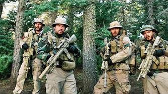 美军19名海豹突击队员遭塔利班伏击阵亡,电影《孤独的幸存者》还原2013年真实事件