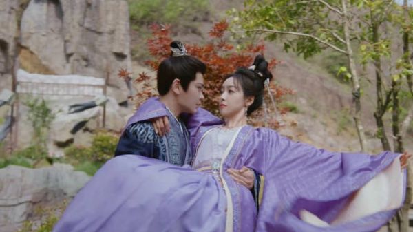 楚瑜宋茜坠落卫韫丁禹兮相接,山河枕每晚双平台播出