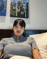 Lisa偷簪花文化，在欧美作品中使用簪花的造型，并强调是泰国文化