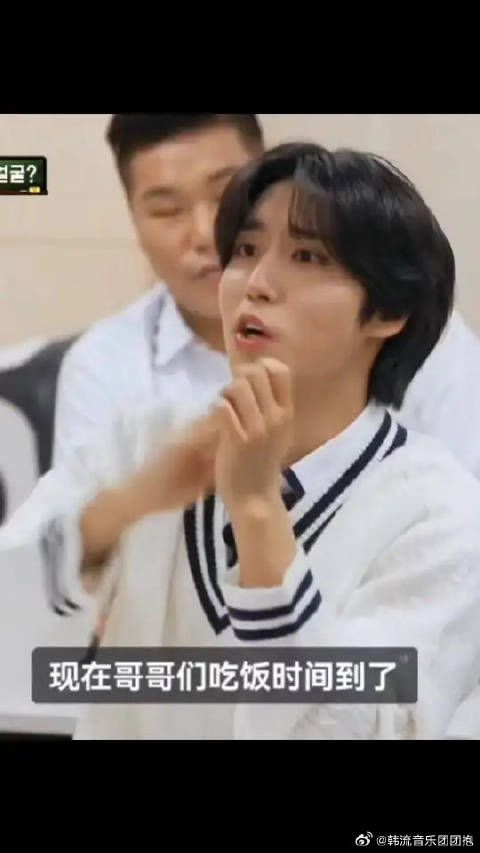 鼠鼠痛击哈哈哈哈