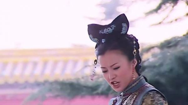 早期的疯批美人,就连华妃的人设都是抄了她