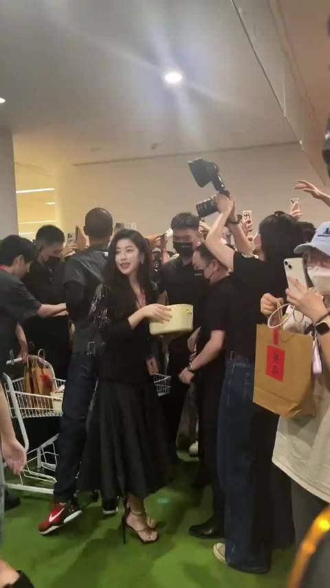 朱珠发糖:发完你的发你的